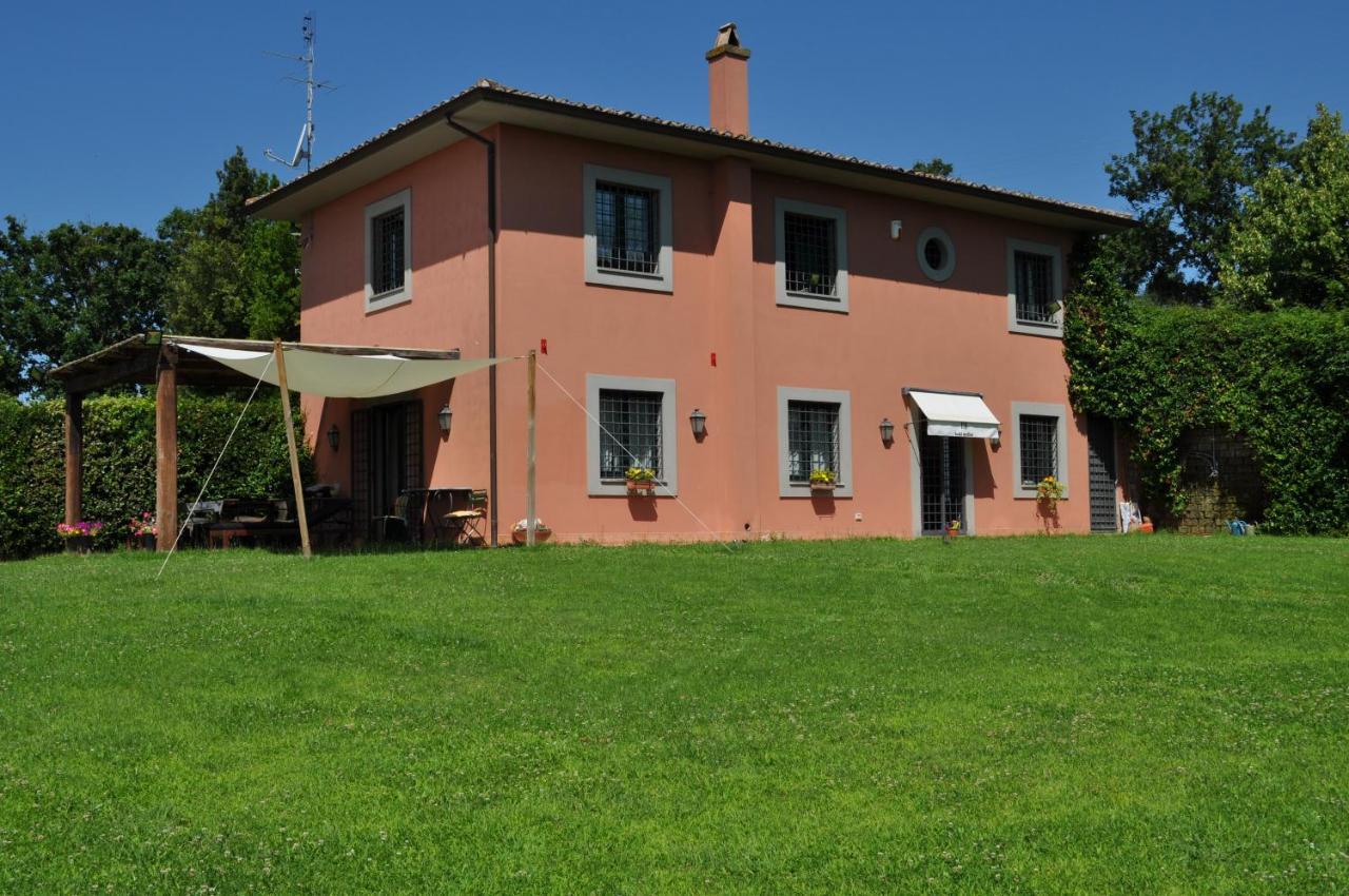Casale Vicino Al Golf Nazionale Bed & Breakfast Monterosi Bagian luar foto