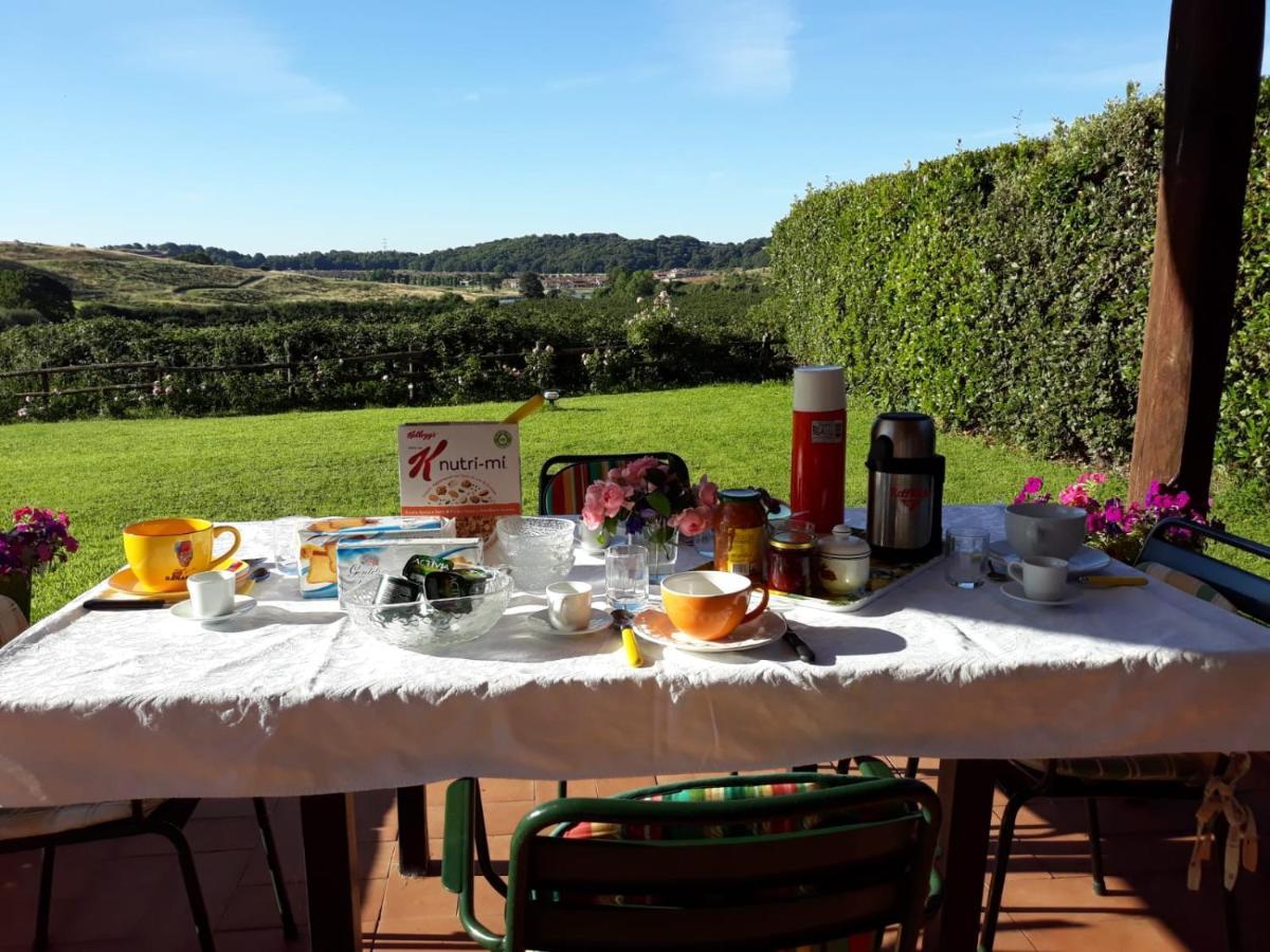 Casale Vicino Al Golf Nazionale Bed & Breakfast Monterosi Bagian luar foto