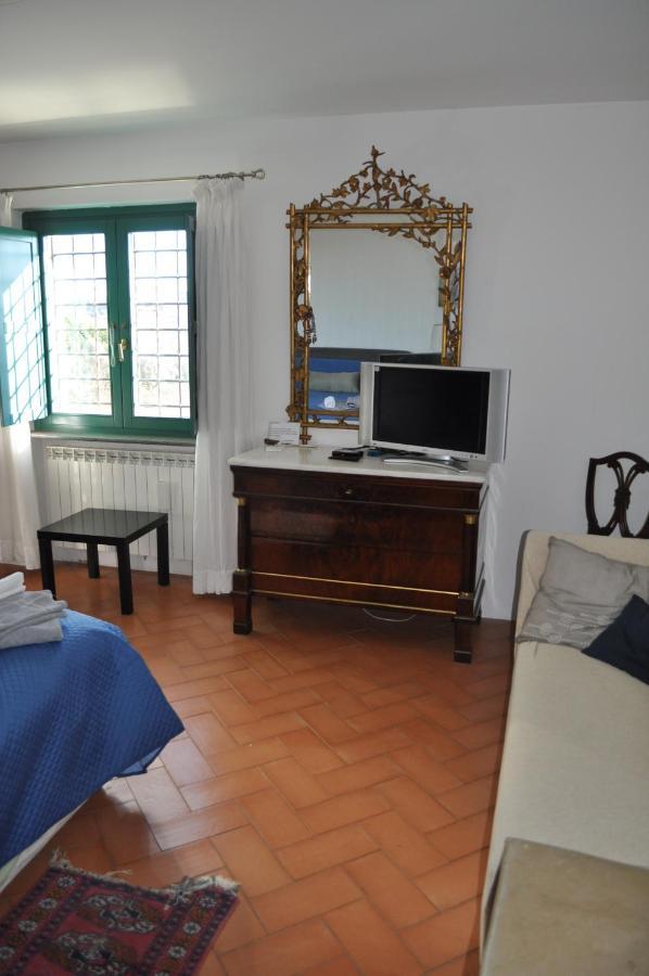 Casale Vicino Al Golf Nazionale Bed & Breakfast Monterosi Bagian luar foto
